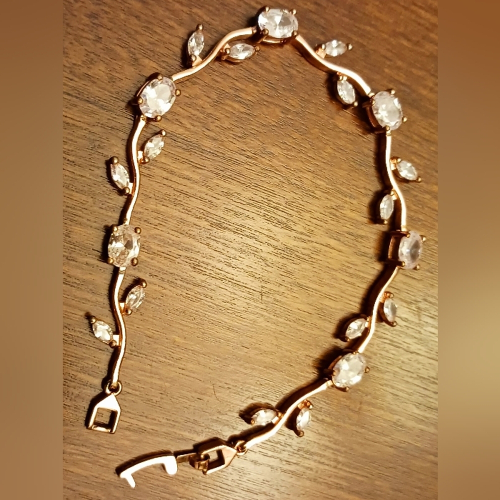 Rose Gold Toned Leaf Bracelet, 8" length - Picture 5 of 6